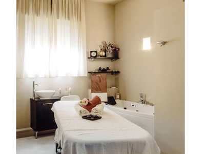 massaggi hot reggio emilia|Top 10 Best Massage Near Reggio Emilia, Reggio Emilia